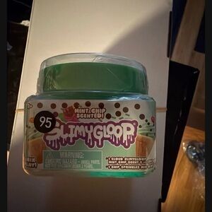 Mint Chip Scented Slimygloop with sprinkles